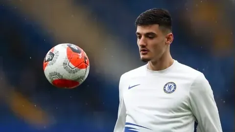 【76人】保罗乔治首秀闪耀，独得23分领跑得分榜